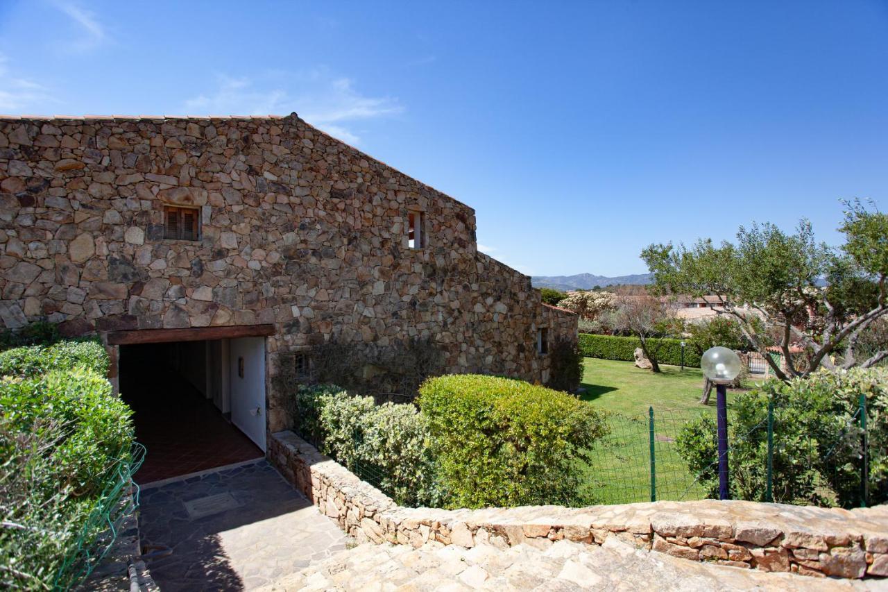 Porto Coda Cavallo Beach House A 300 Mt Dal Mare, Con Terrazza Panoramica San Teodoro  Luaran gambar